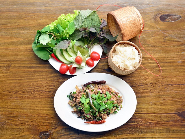 Le plat traditionel dans le nouvel An Lao
